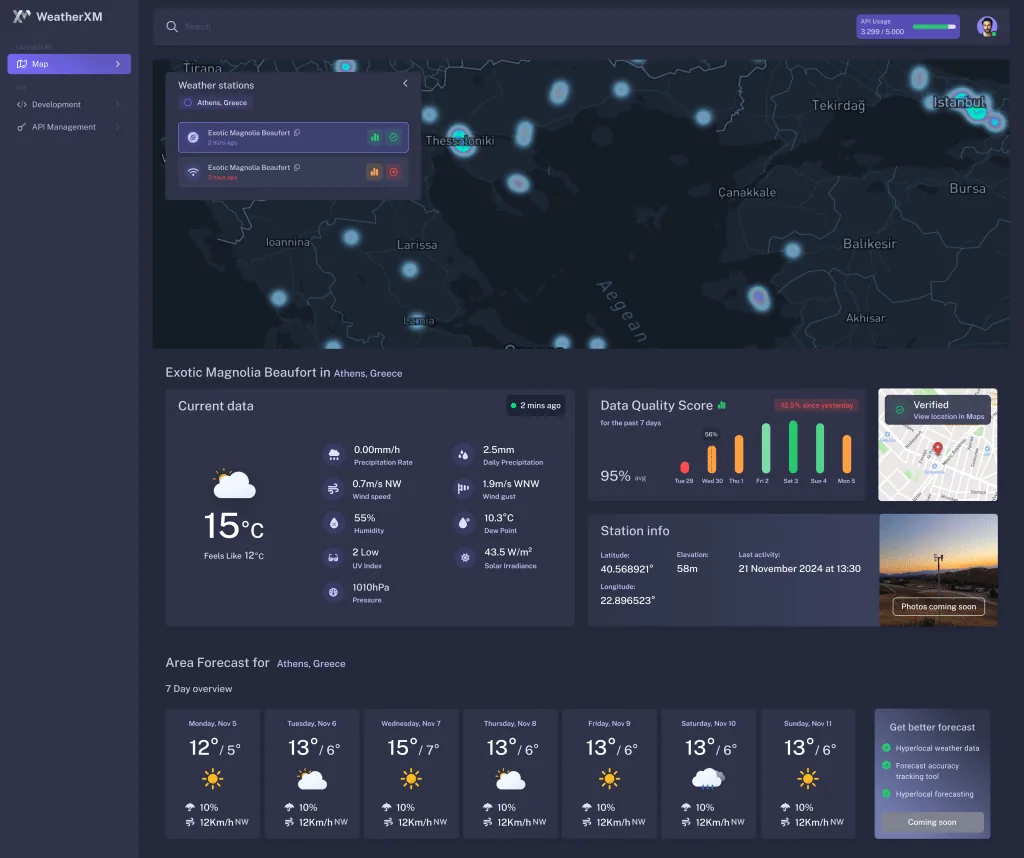 WeatherXM Pro station view with current conditions, data quality score, station information and a seven-day forecast